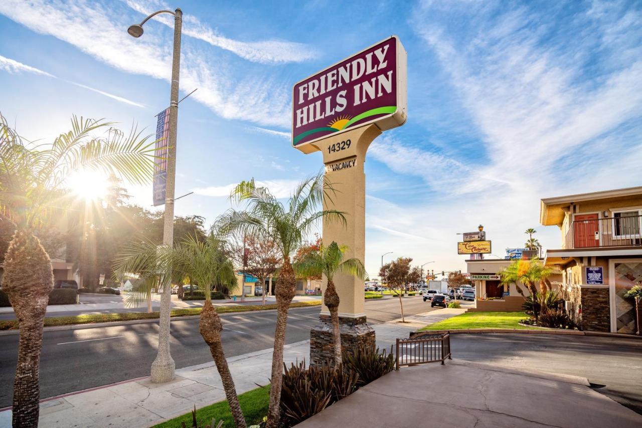 Friendly Hills Inn Whittier Exterior foto