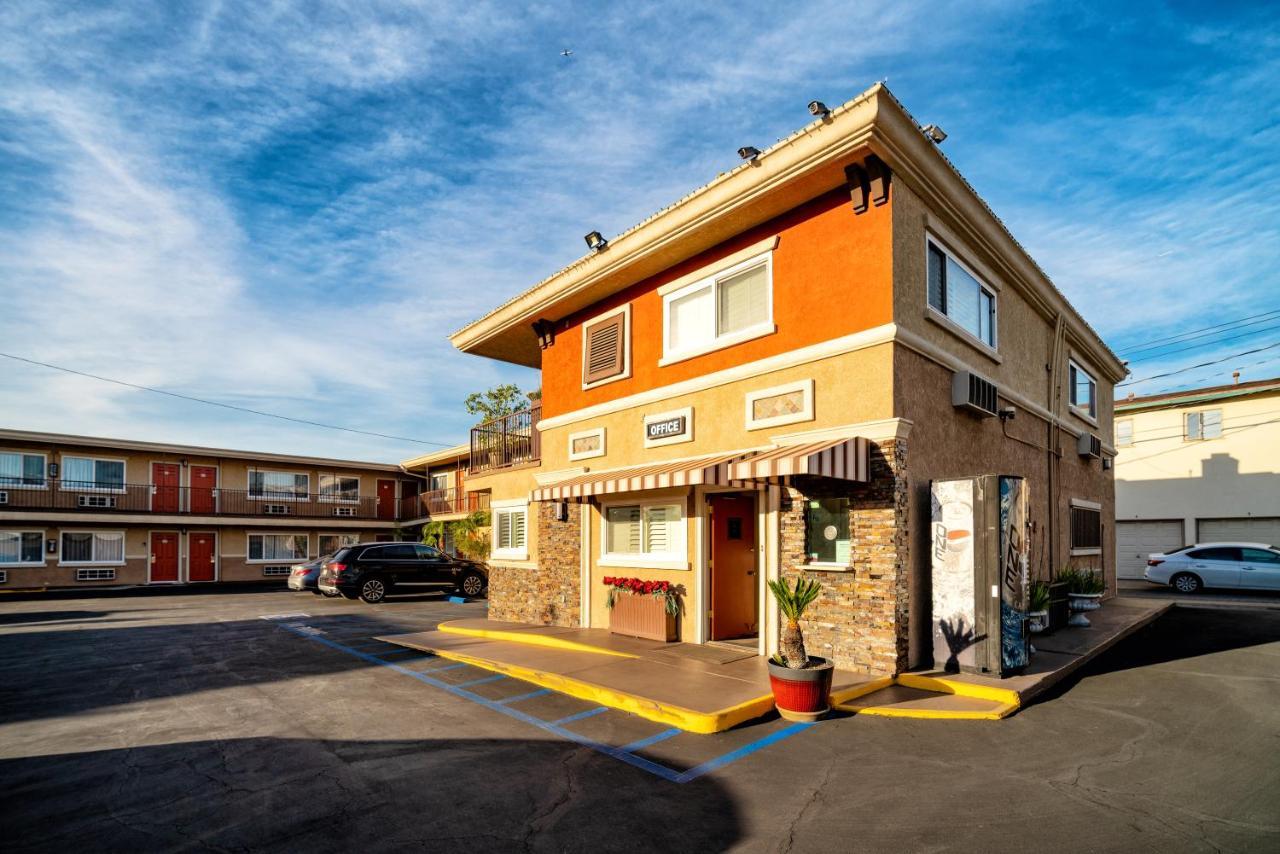 Friendly Hills Inn Whittier Exterior foto